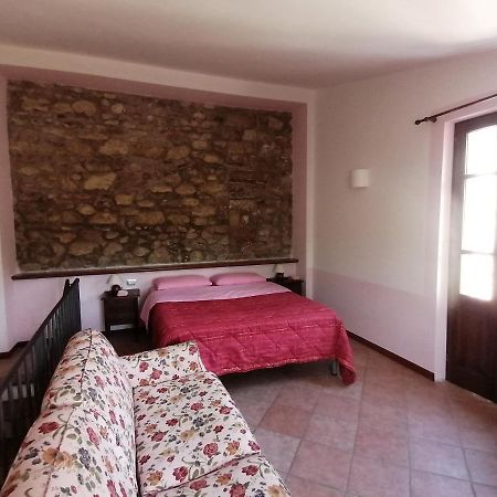 Casale Le Due Querce Pensionat Ferentillo Exteriör bild